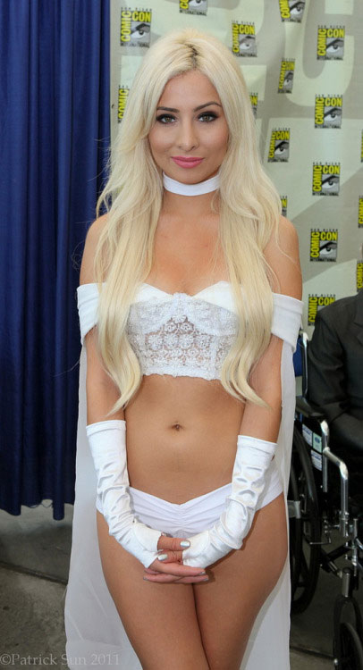 Le samedi c'est cosplay hot