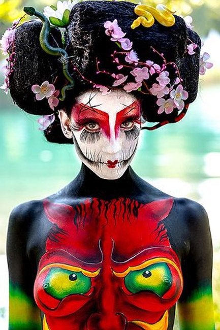 Du body painting sexy