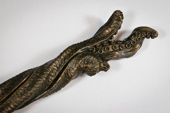 Tentacule rouleau de papier toilette