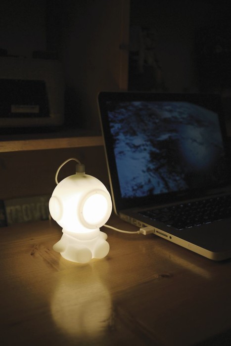 Veilleuse USB scaphandrier