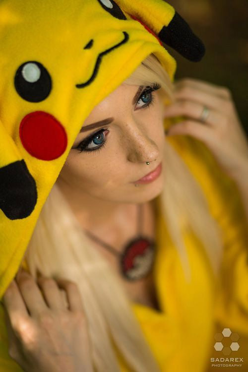 Cosplay Pikachu Sexy